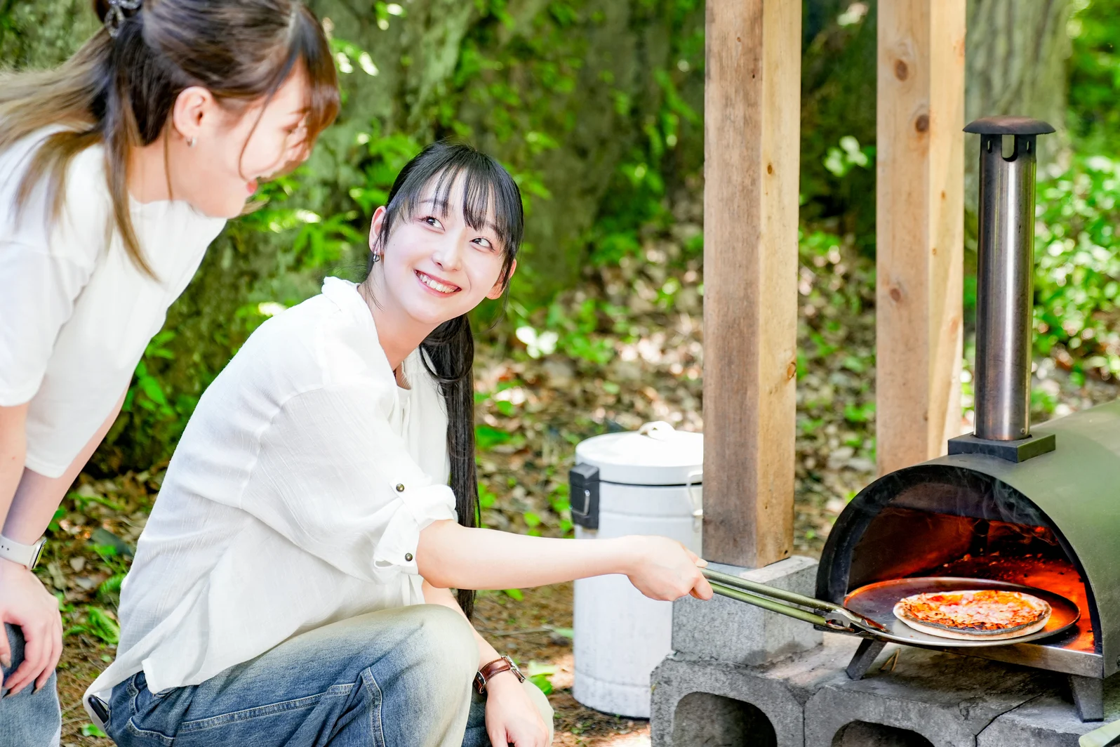 一緒にピザを焼くひととき